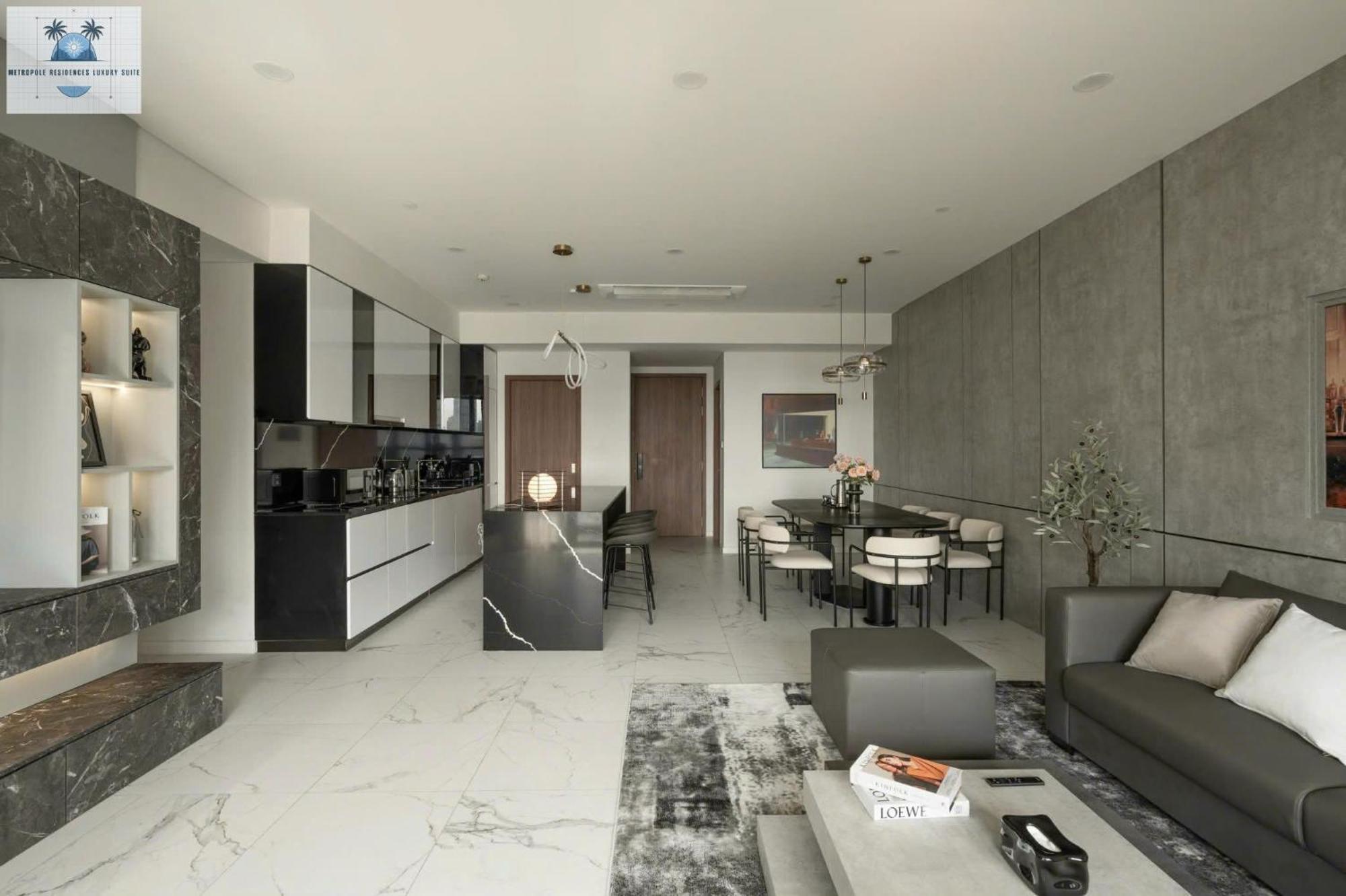 Metropole Residences Luxury Suite