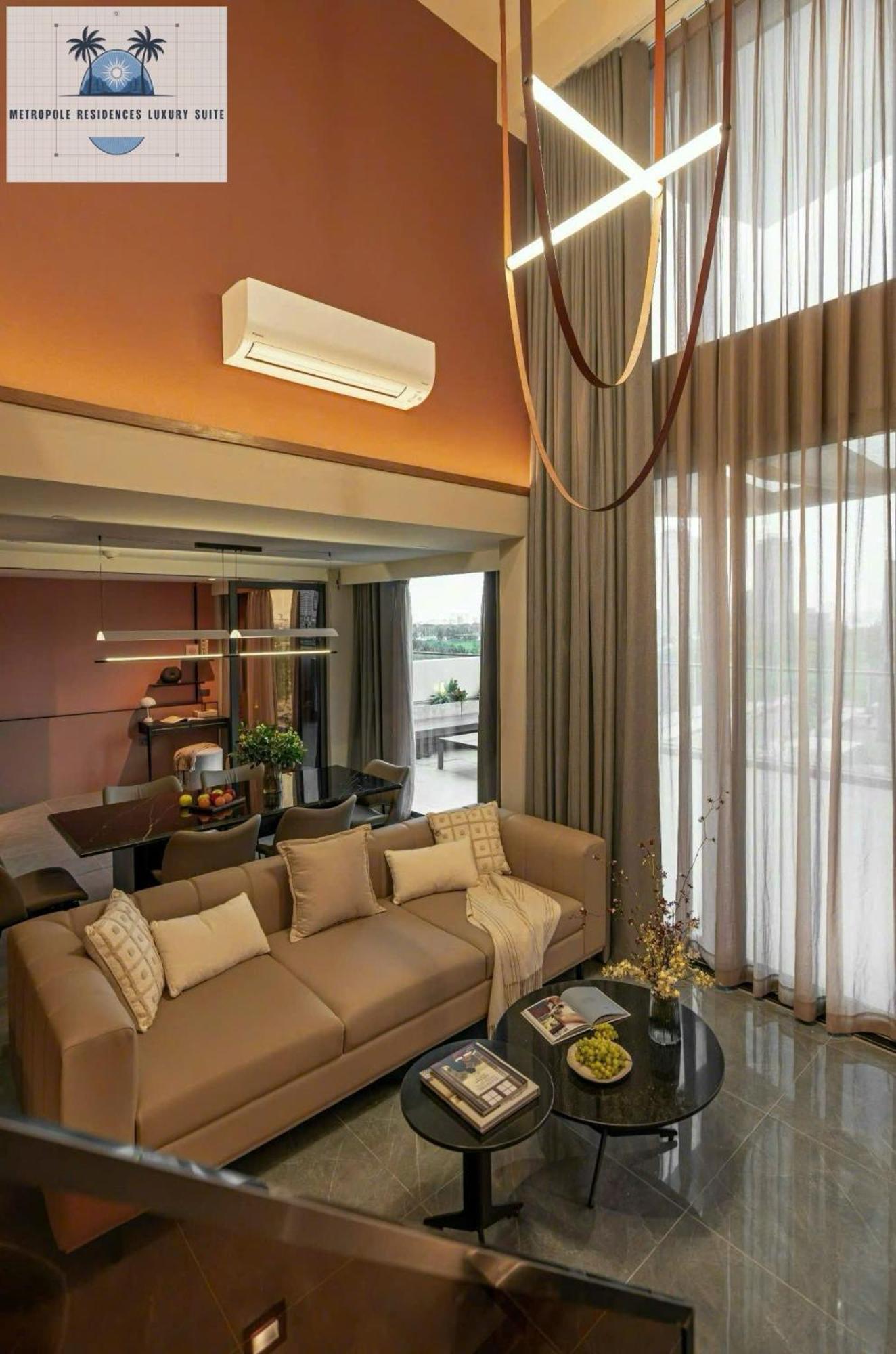 Metropole Residences Luxury Suite