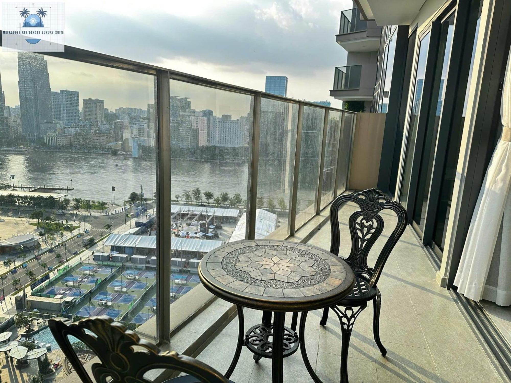 Metropole Residences Luxury Suite Apartment *