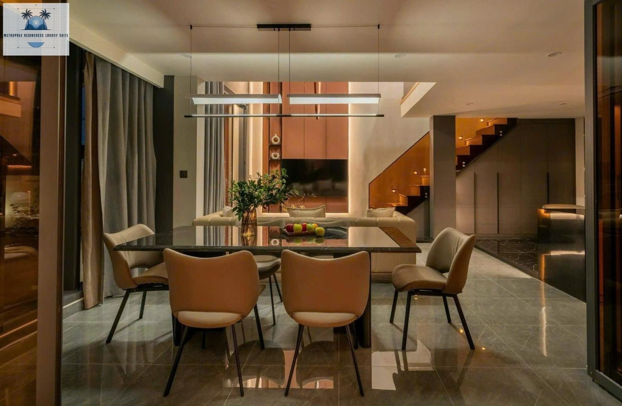 Metropole Residences Luxury Suite *